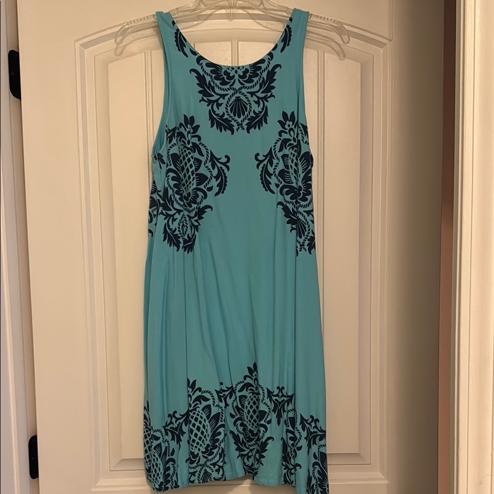 Midi Sundress with Scoop Neck and Sleeveless Design